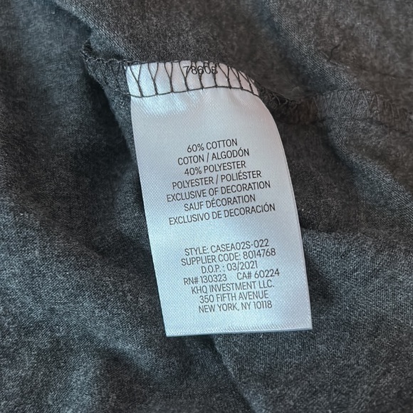 NWOT, Calvin Klein Performance, girls short sleeve camo tee in gray/black - Picture 4 of 6